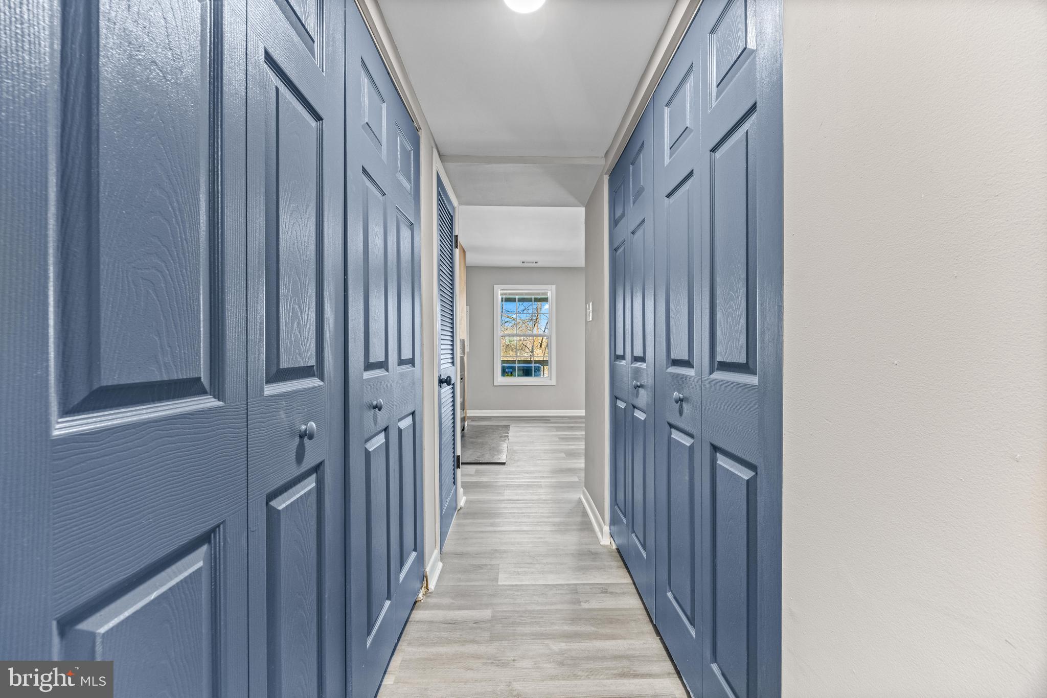 THE HUNTSMAN CONDOMINIUM - Residential Lease