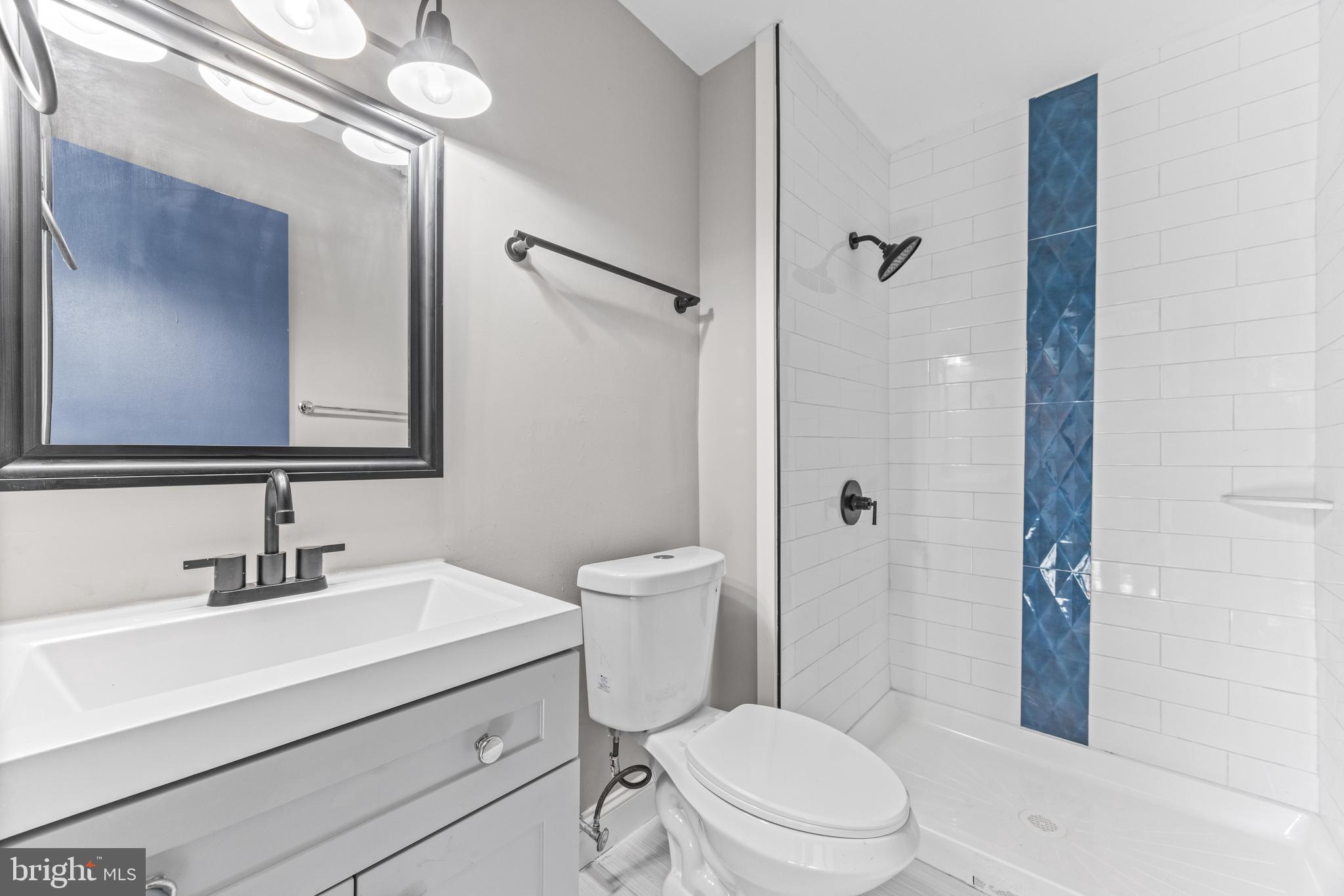 THE HUNTSMAN CONDOMINIUM - Residential Lease