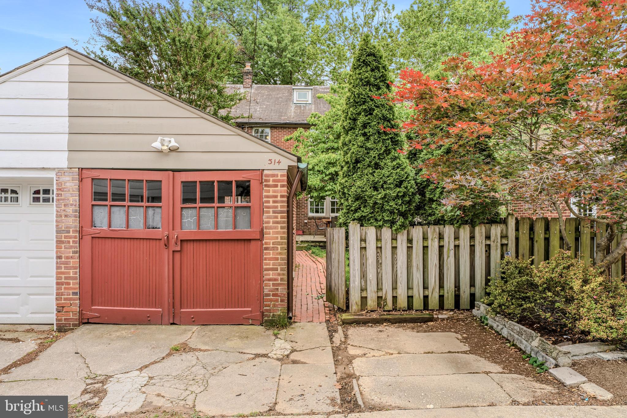 RODGERS FORGE - Residential