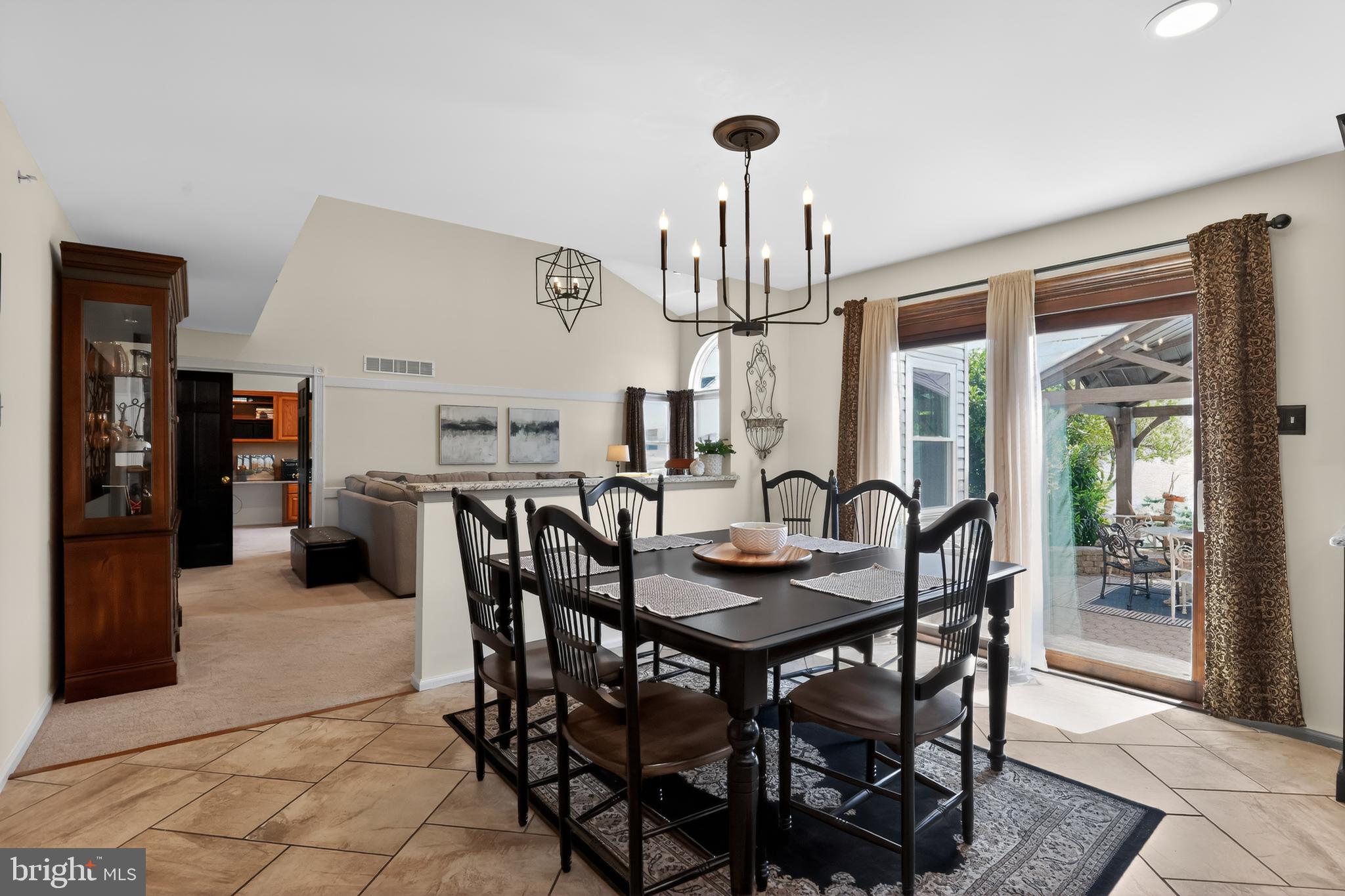 SOMERSET WALK - Residential
