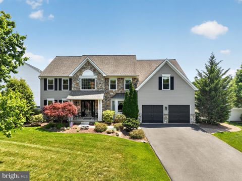 332 EVENING WALK LANE WARRINGTON PA 18976