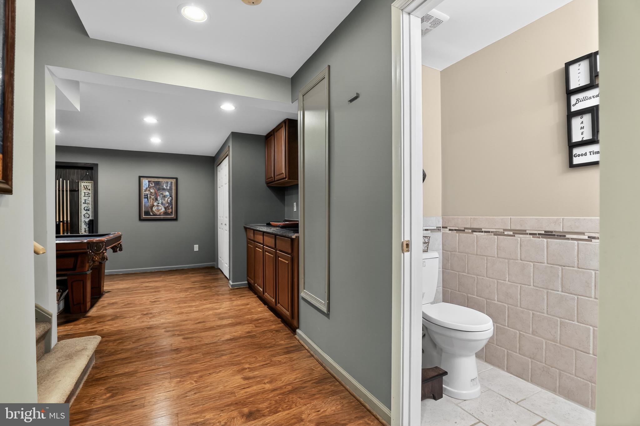 SOMERSET WALK - Residential