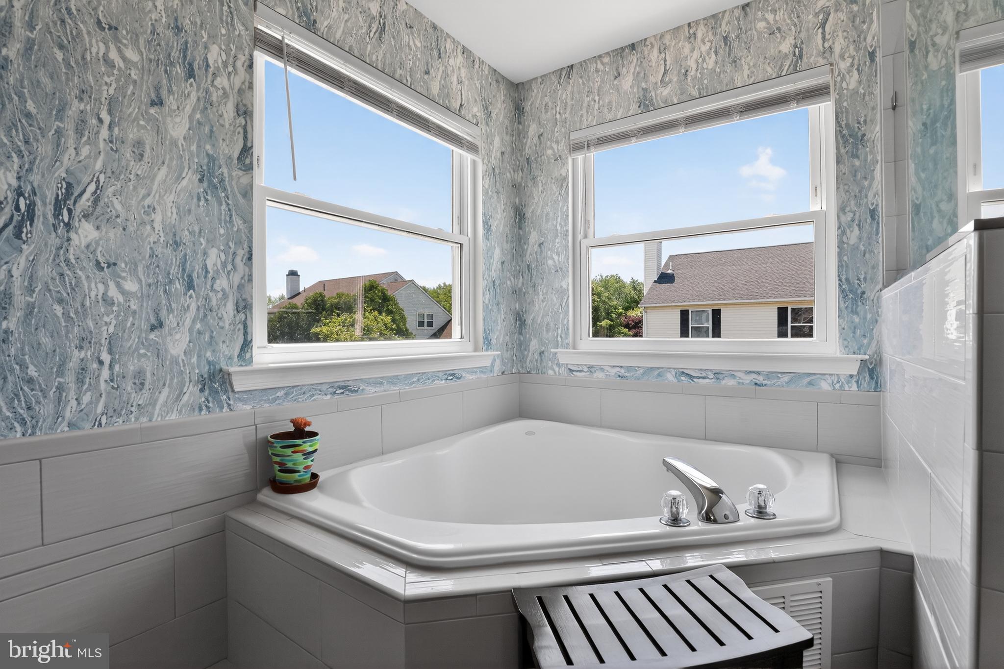 SOMERSET WALK - Residential