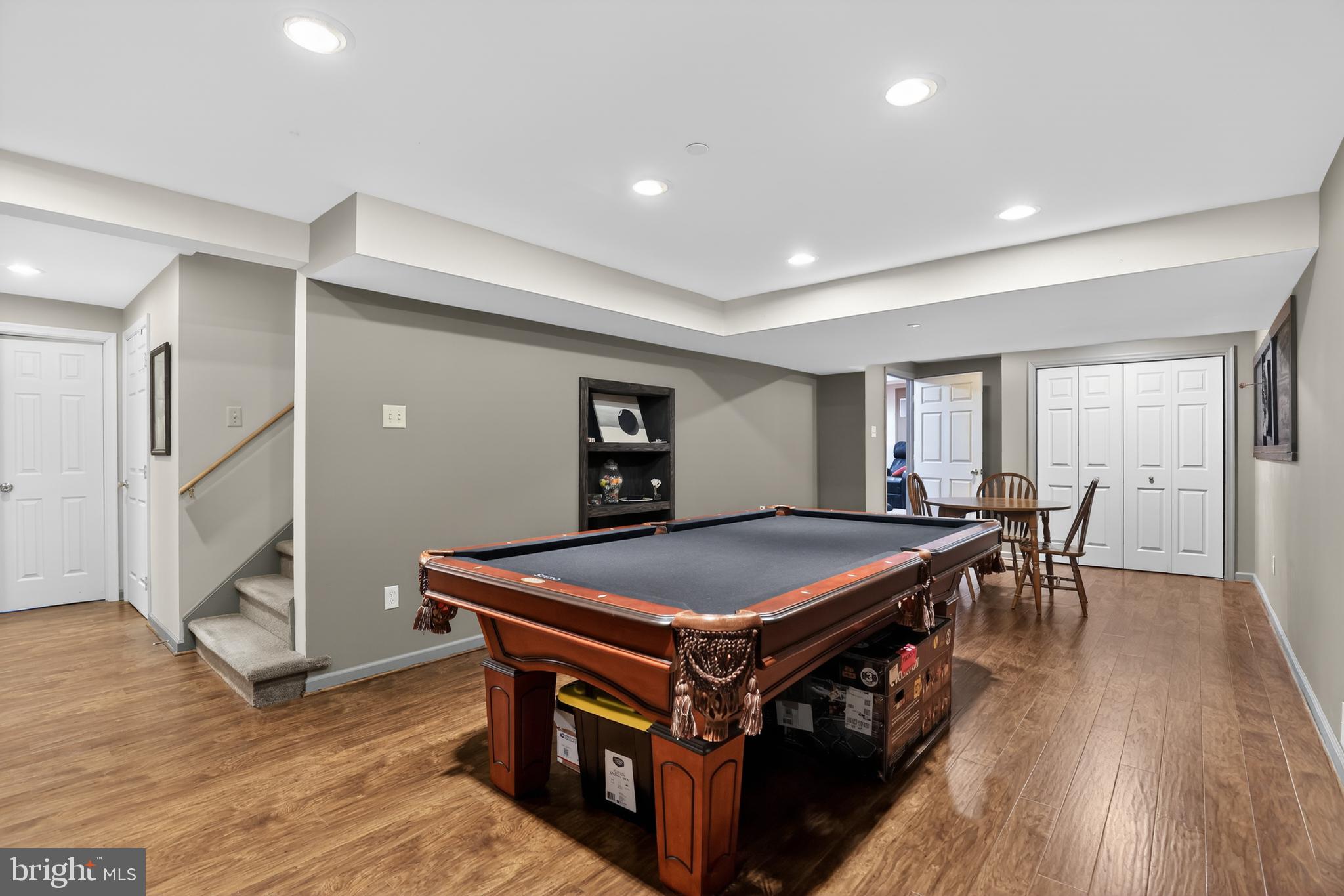 SOMERSET WALK - Residential