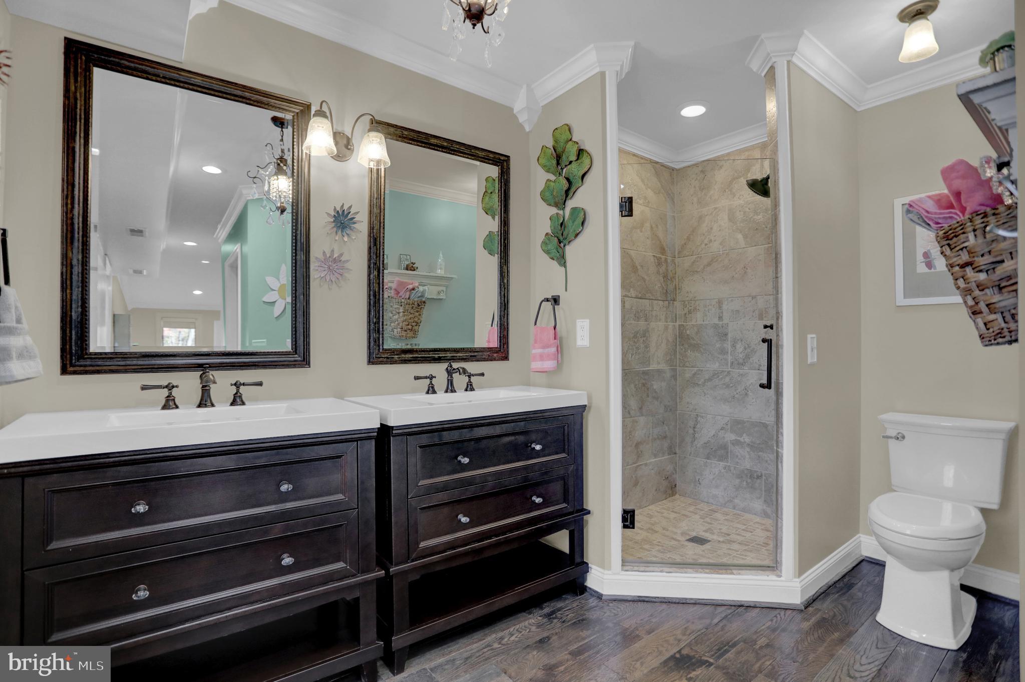 LONG BAR HARBOR - Residential