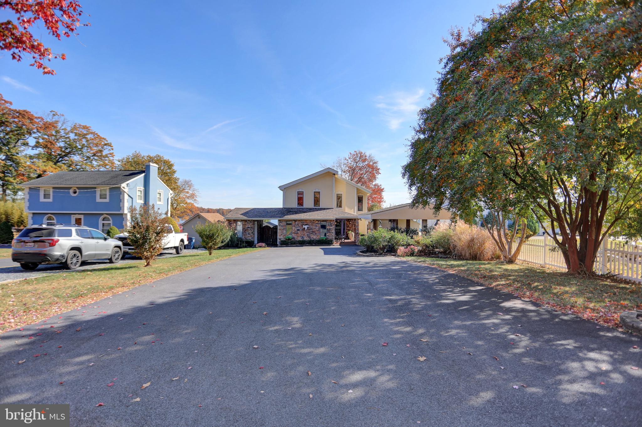 LONG BAR HARBOR - Residential