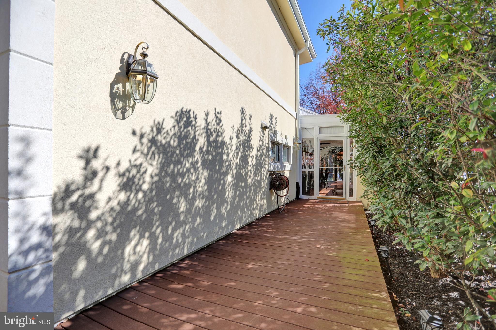 LONG BAR HARBOR - Residential