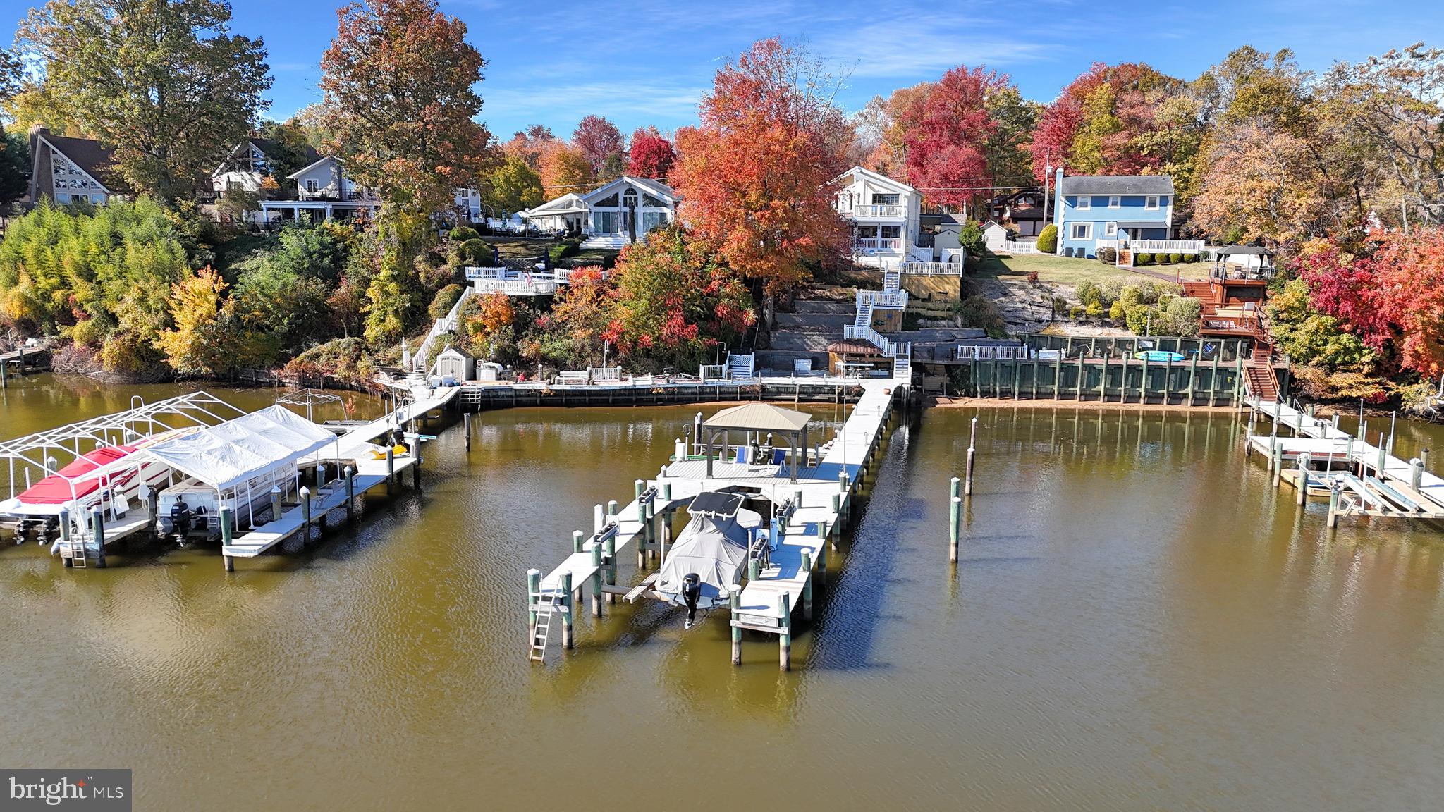 LONG BAR HARBOR - Residential