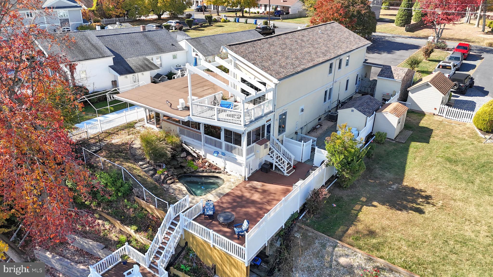 LONG BAR HARBOR - Residential