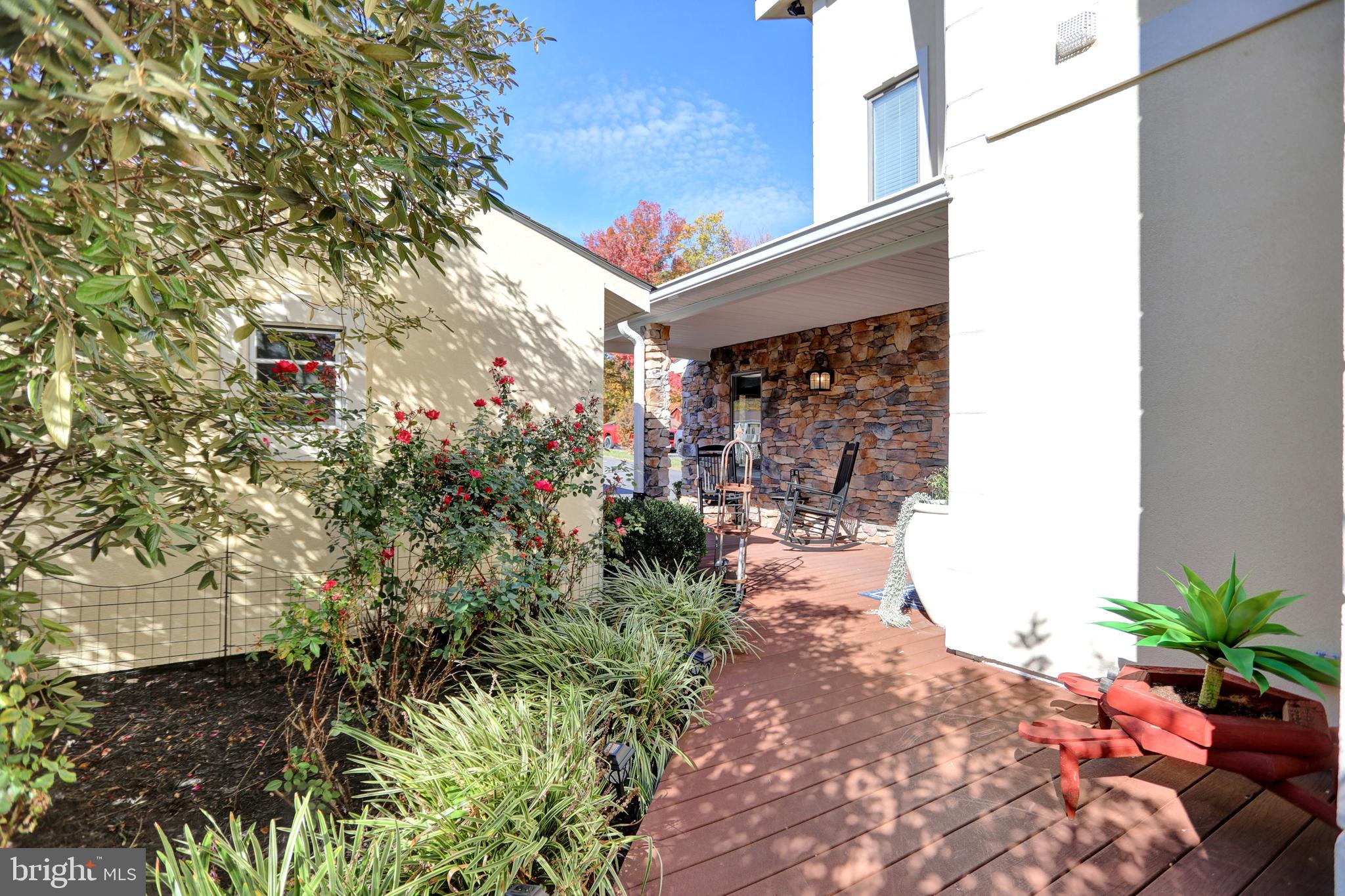 LONG BAR HARBOR - Residential