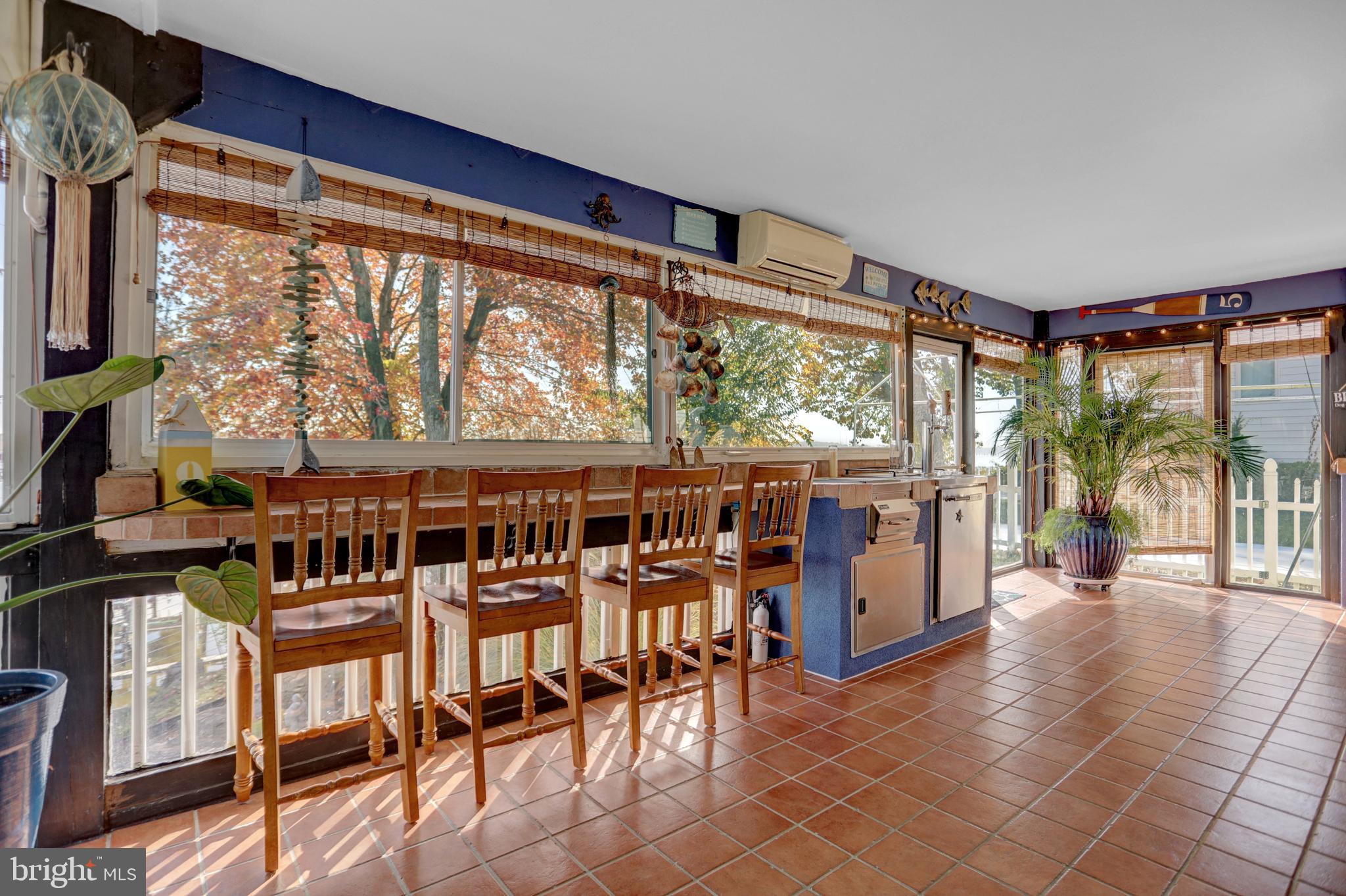 LONG BAR HARBOR - Residential