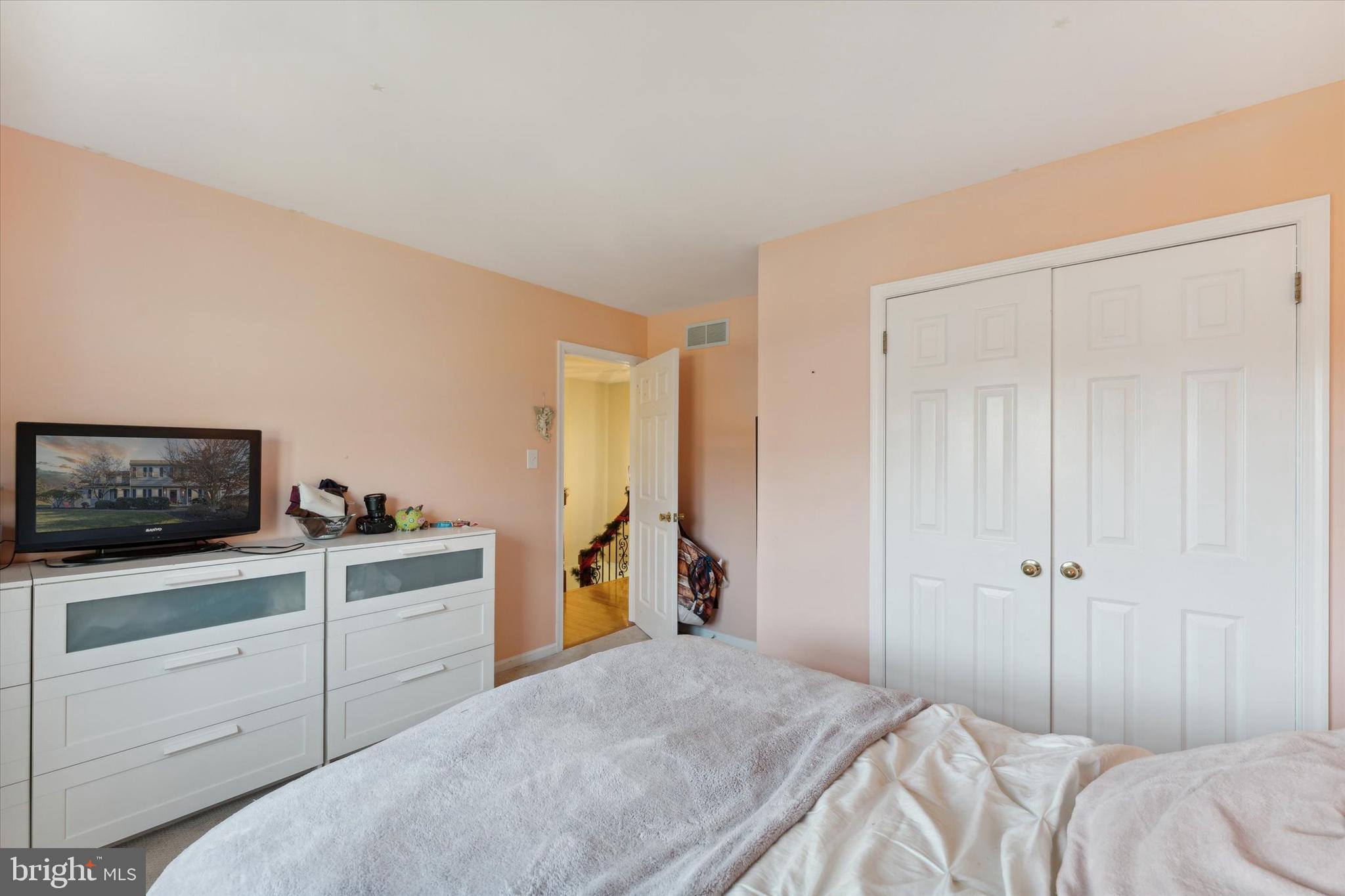 CREAMERY HILL - Residential