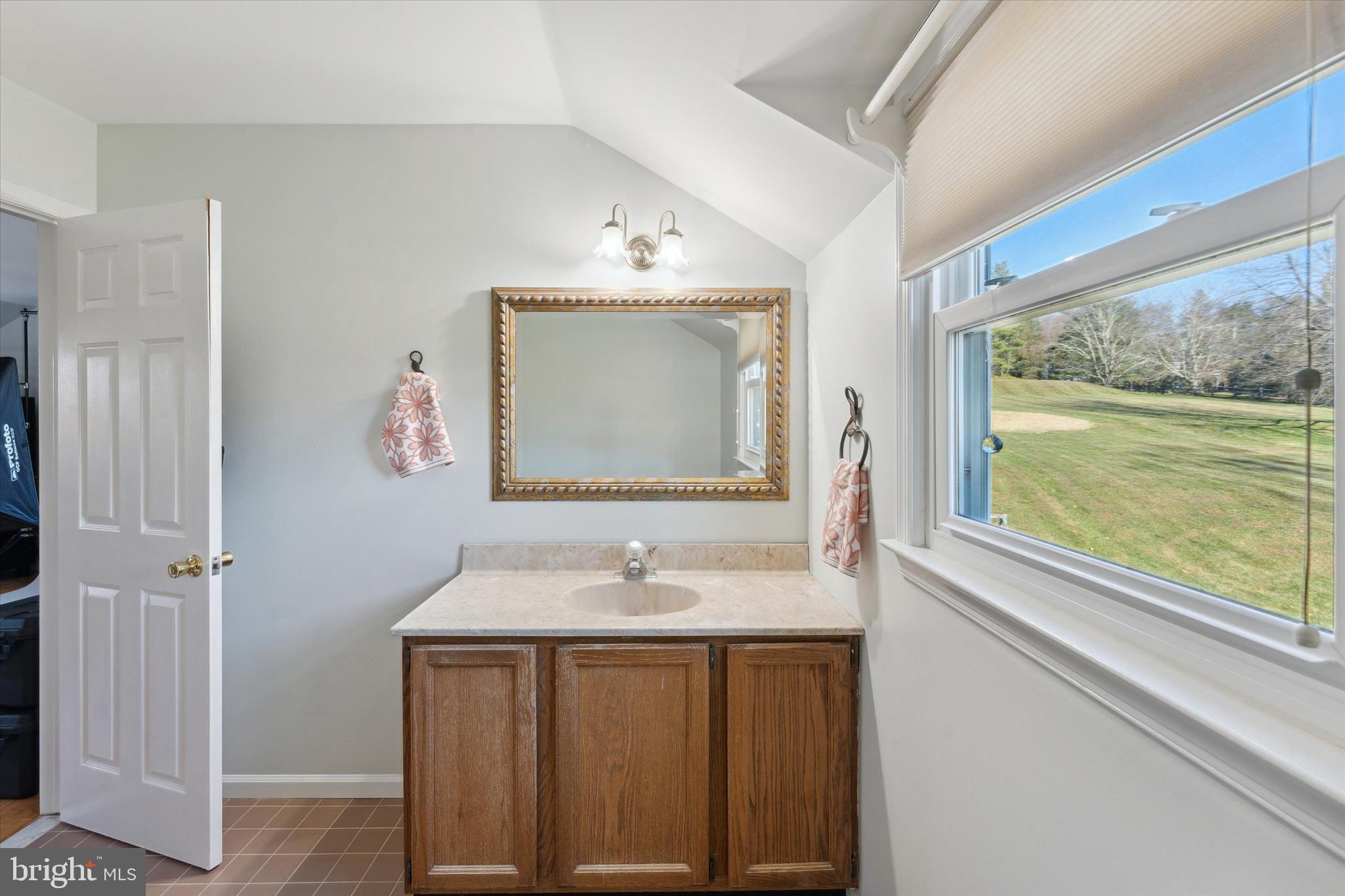 CREAMERY HILL - Residential