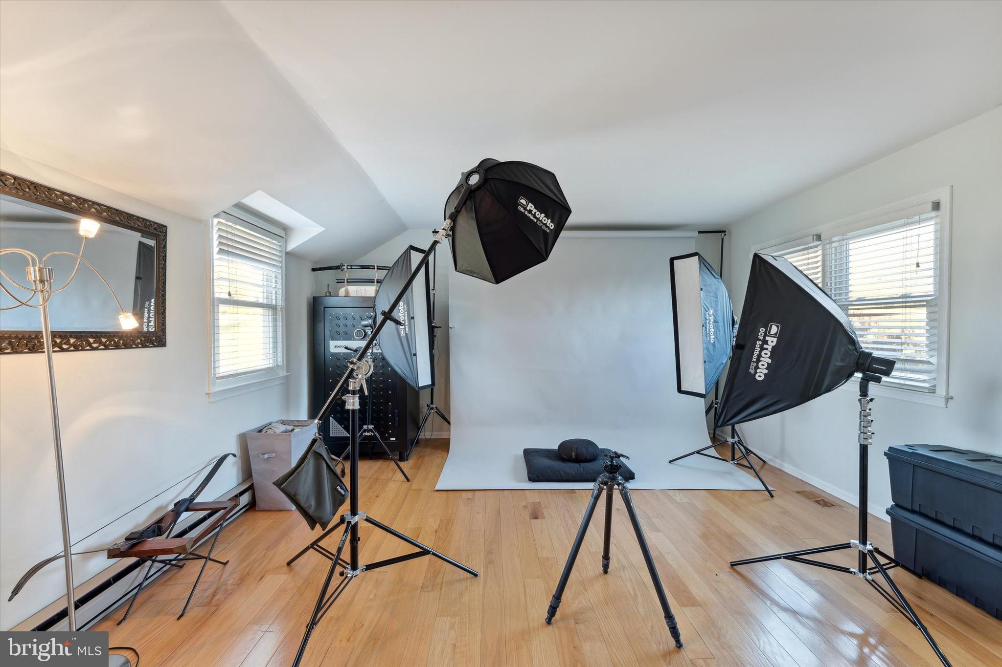 CREAMERY HILL - Residential