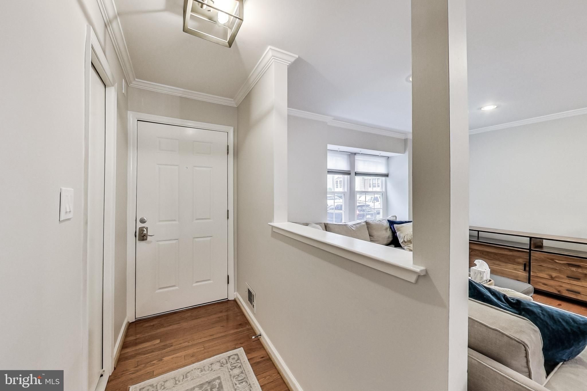 DERWOOD STATION - Residential