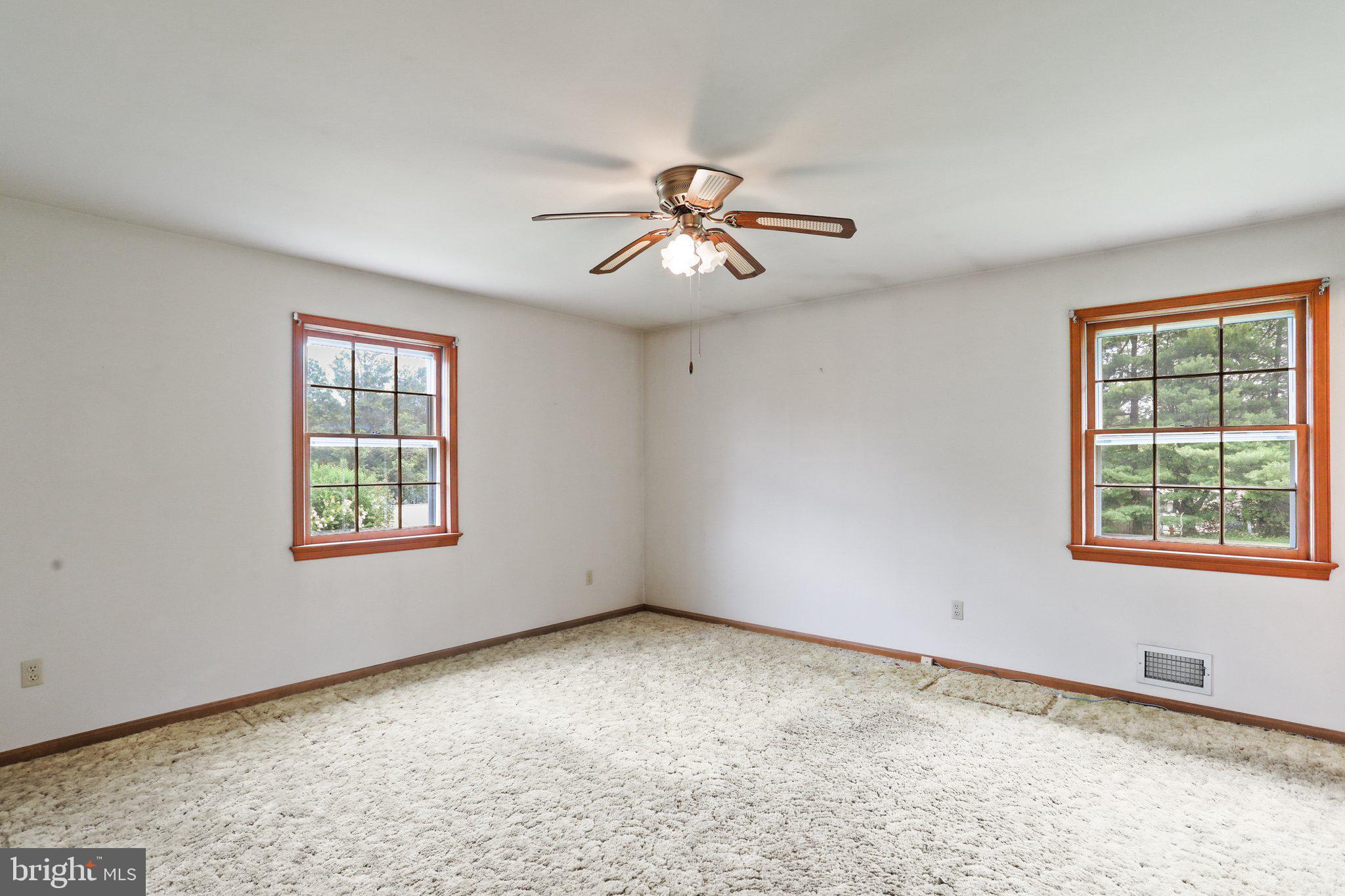 UPPER SENECA CREST - Residential