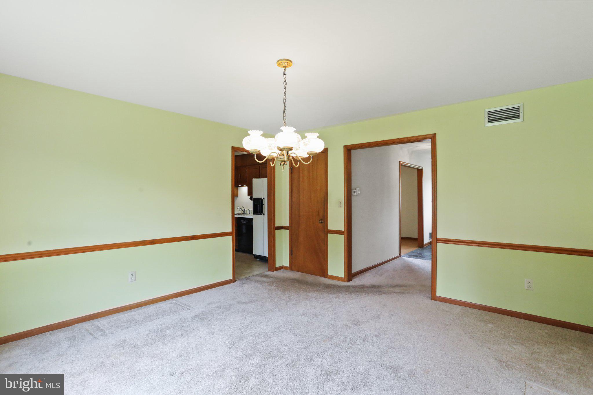 UPPER SENECA CREST - Residential