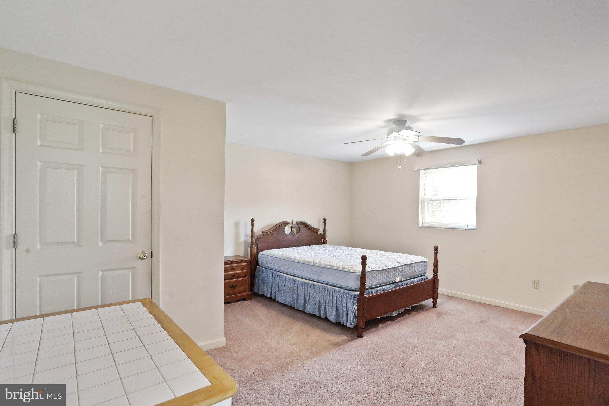 UPPER SENECA CREST - Residential