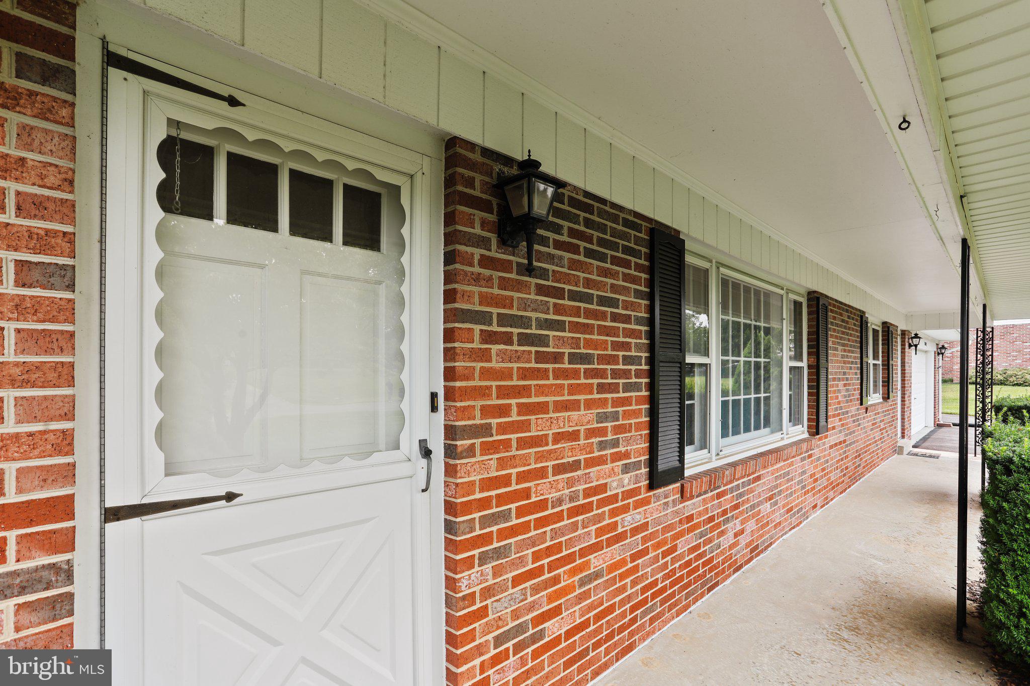 UPPER SENECA CREST - Residential