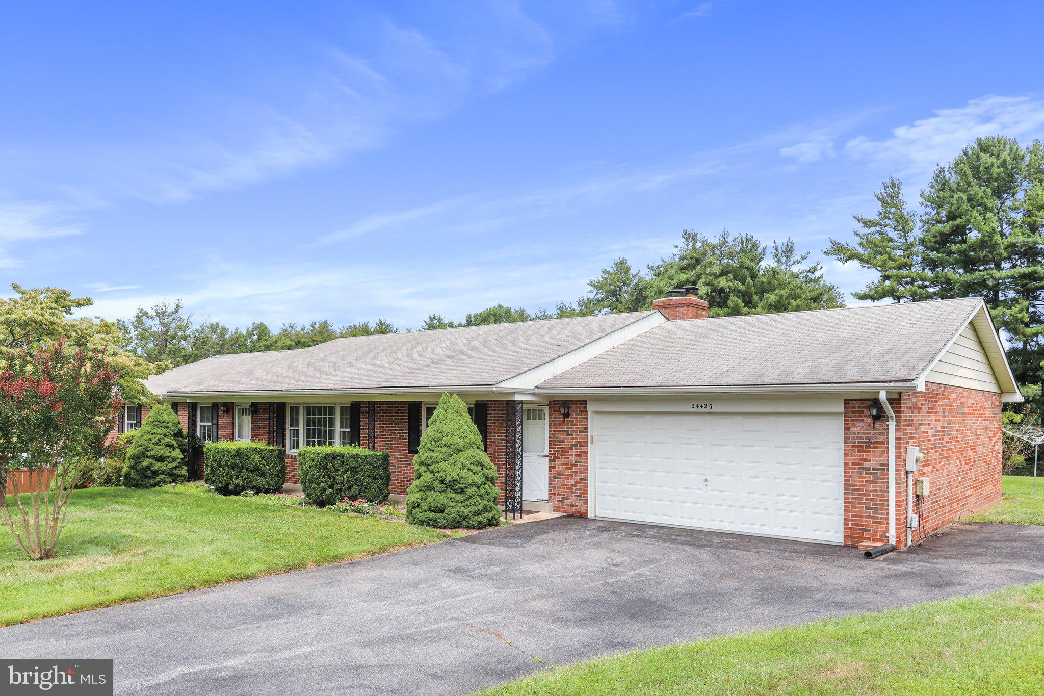 UPPER SENECA CREST - Residential