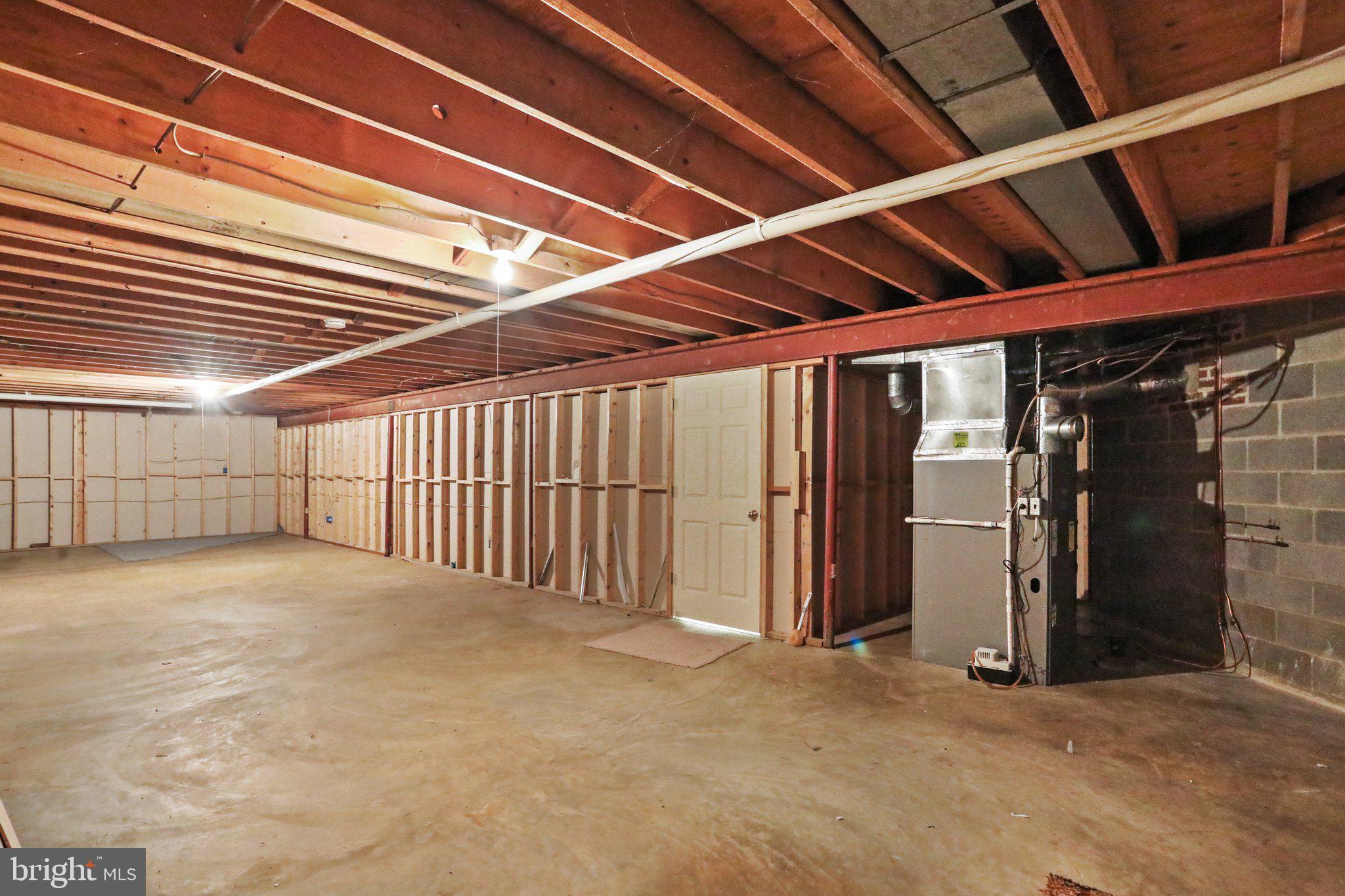 UPPER SENECA CREST - Residential