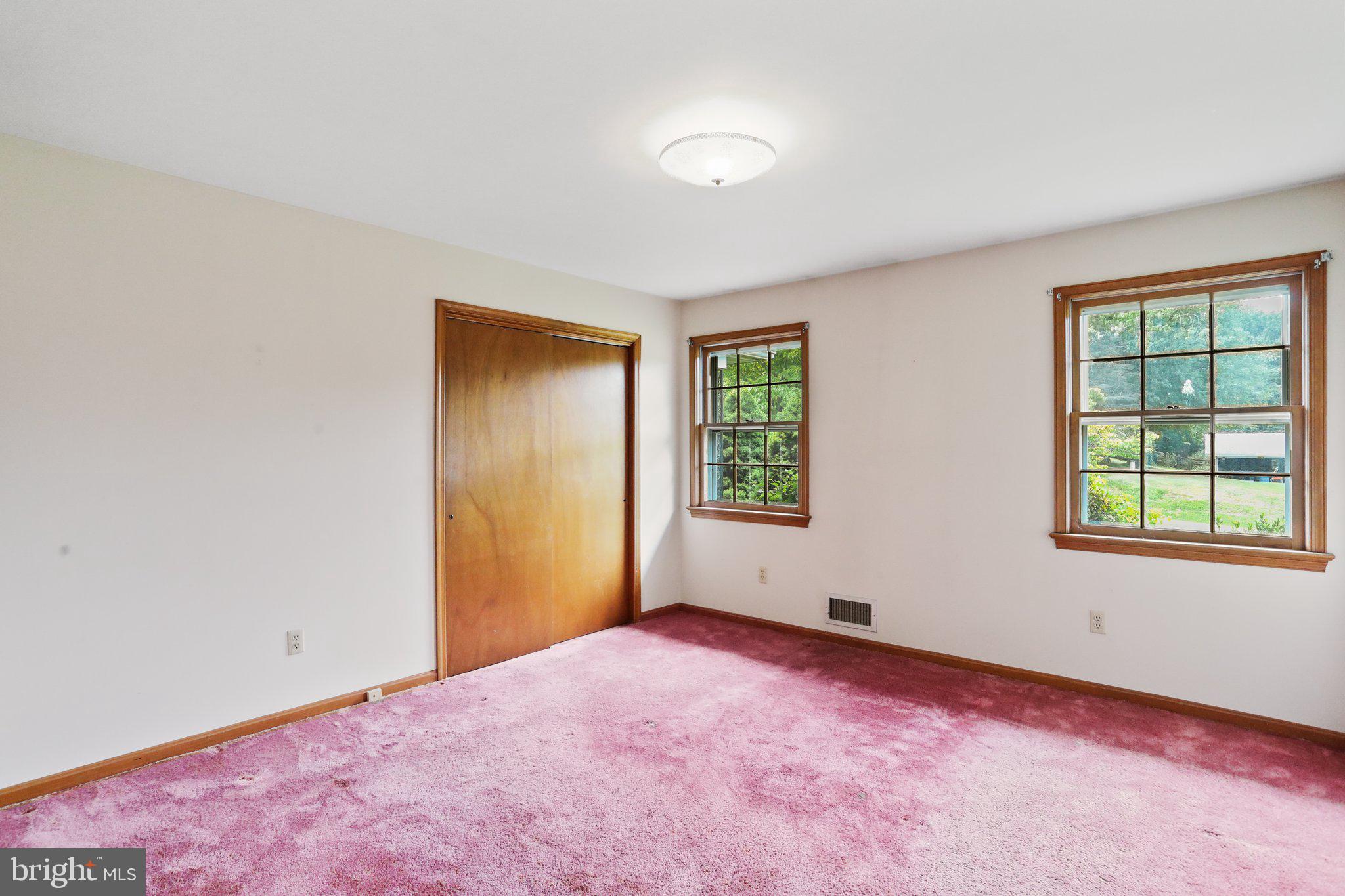 UPPER SENECA CREST - Residential