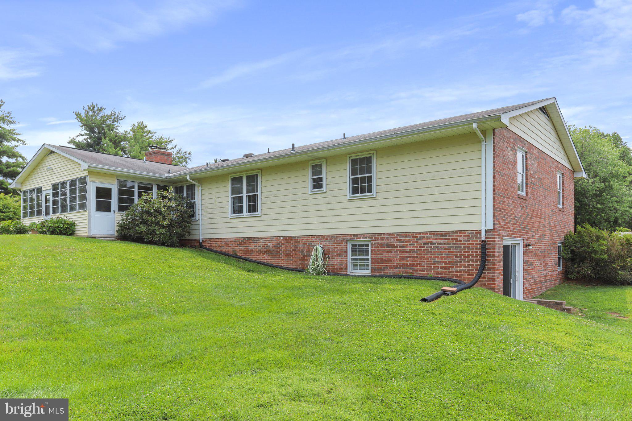 UPPER SENECA CREST - Residential