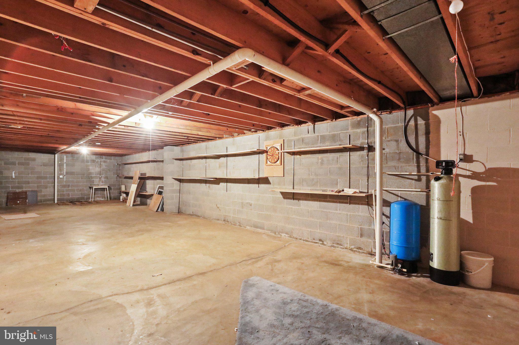 UPPER SENECA CREST - Residential