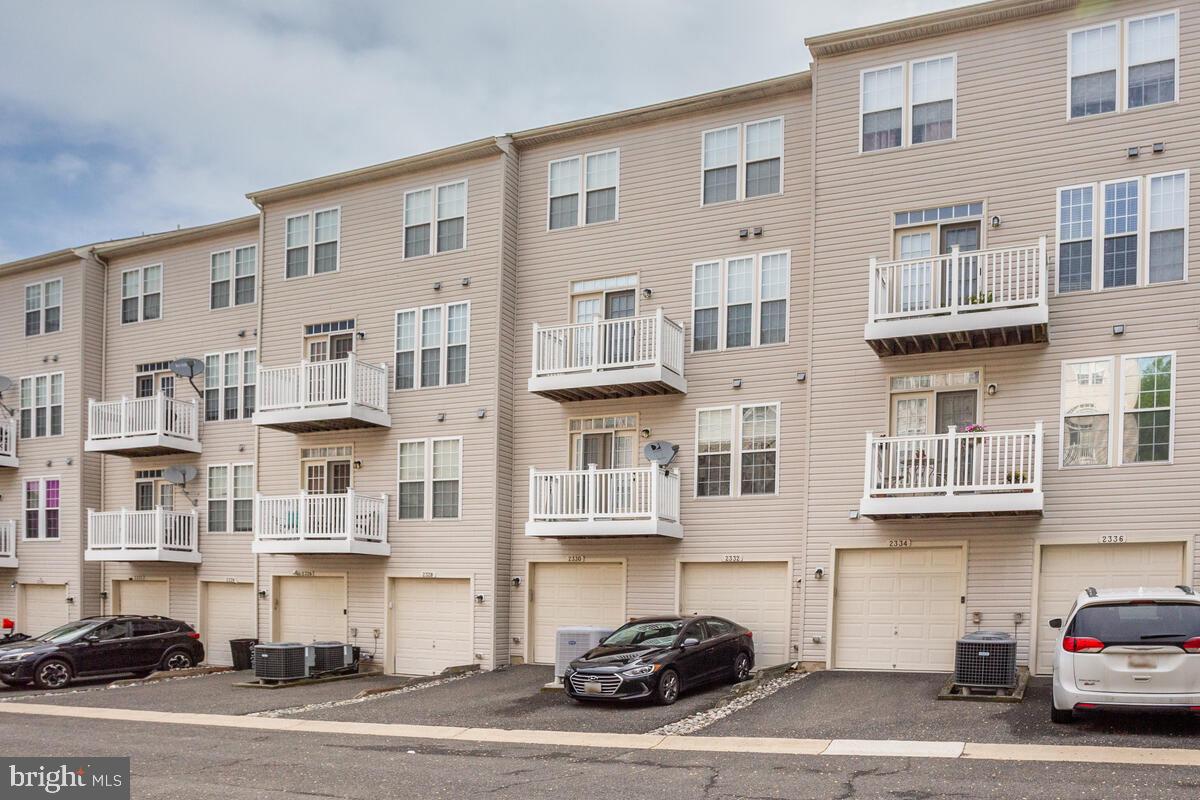 RICHFIELD STATION VILLAGE - Residential