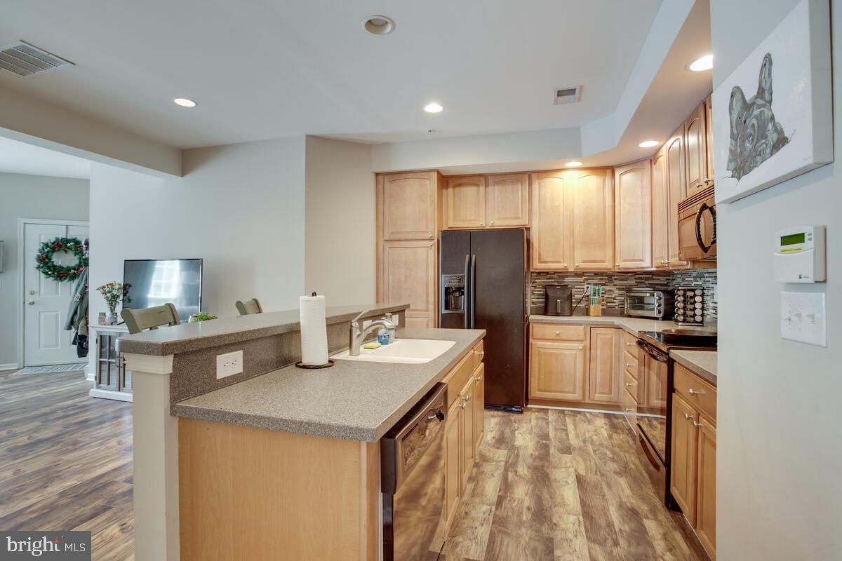 RICHFIELD STATION VILLAGE - Residential