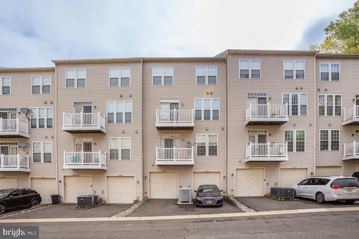 RICHFIELD STATION VILLAGE - Residential