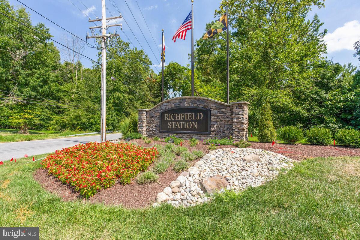 RICHFIELD STATION VILLAGE - Residential