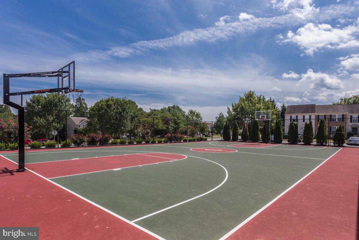 RICHFIELD STATION VILLAGE - Residential