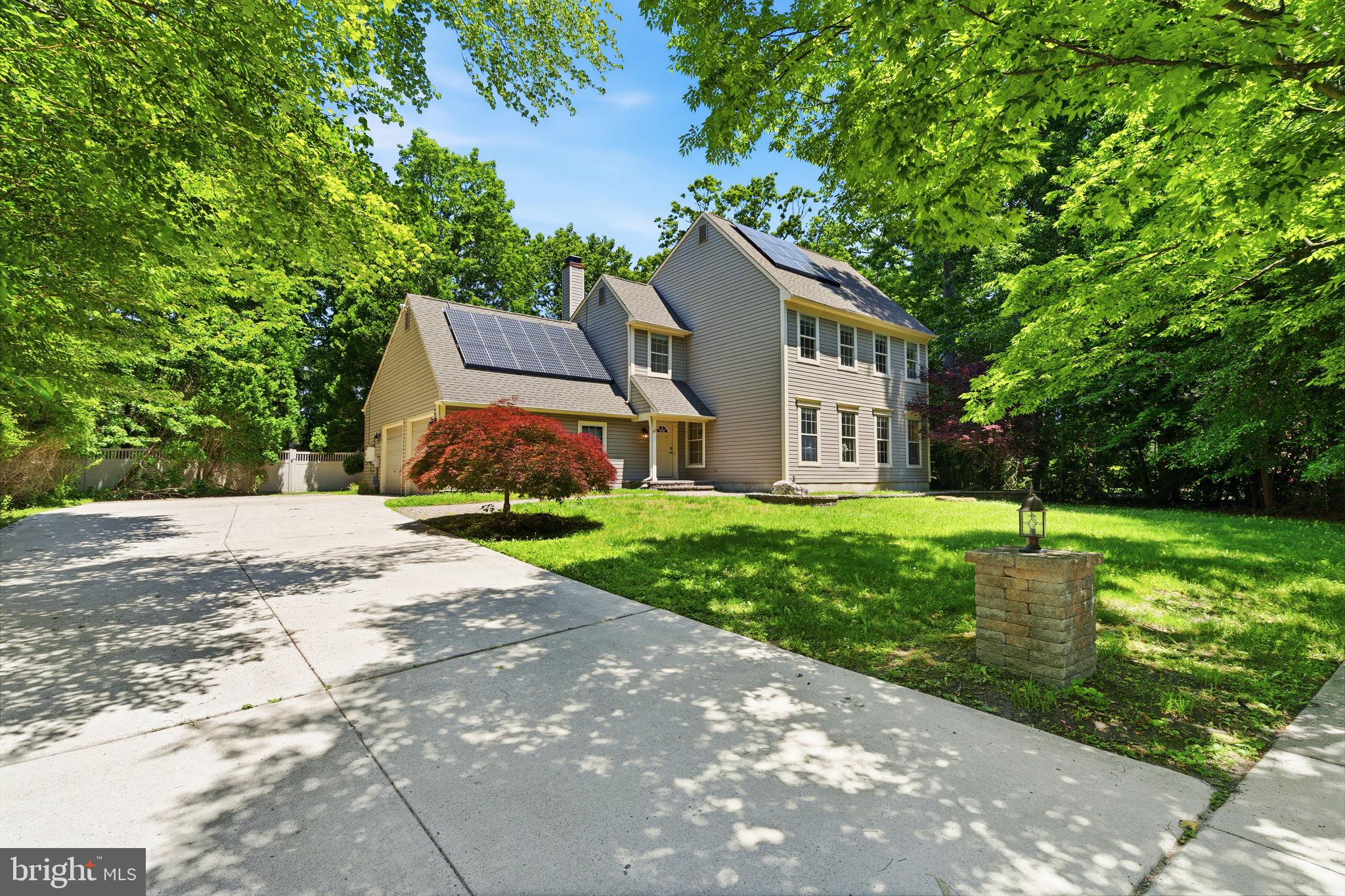 41 FARMHOUSE LANE