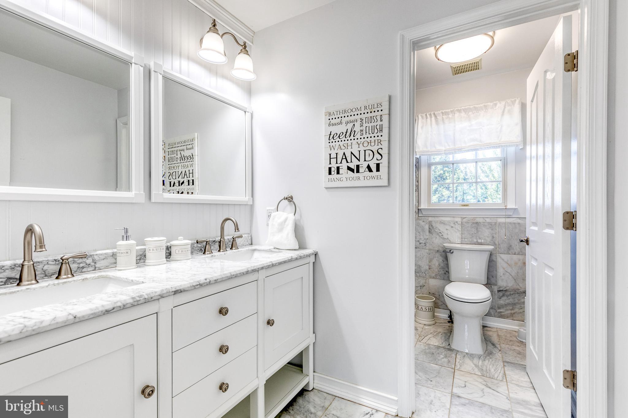 CENTENNIAL OAKS - Residential