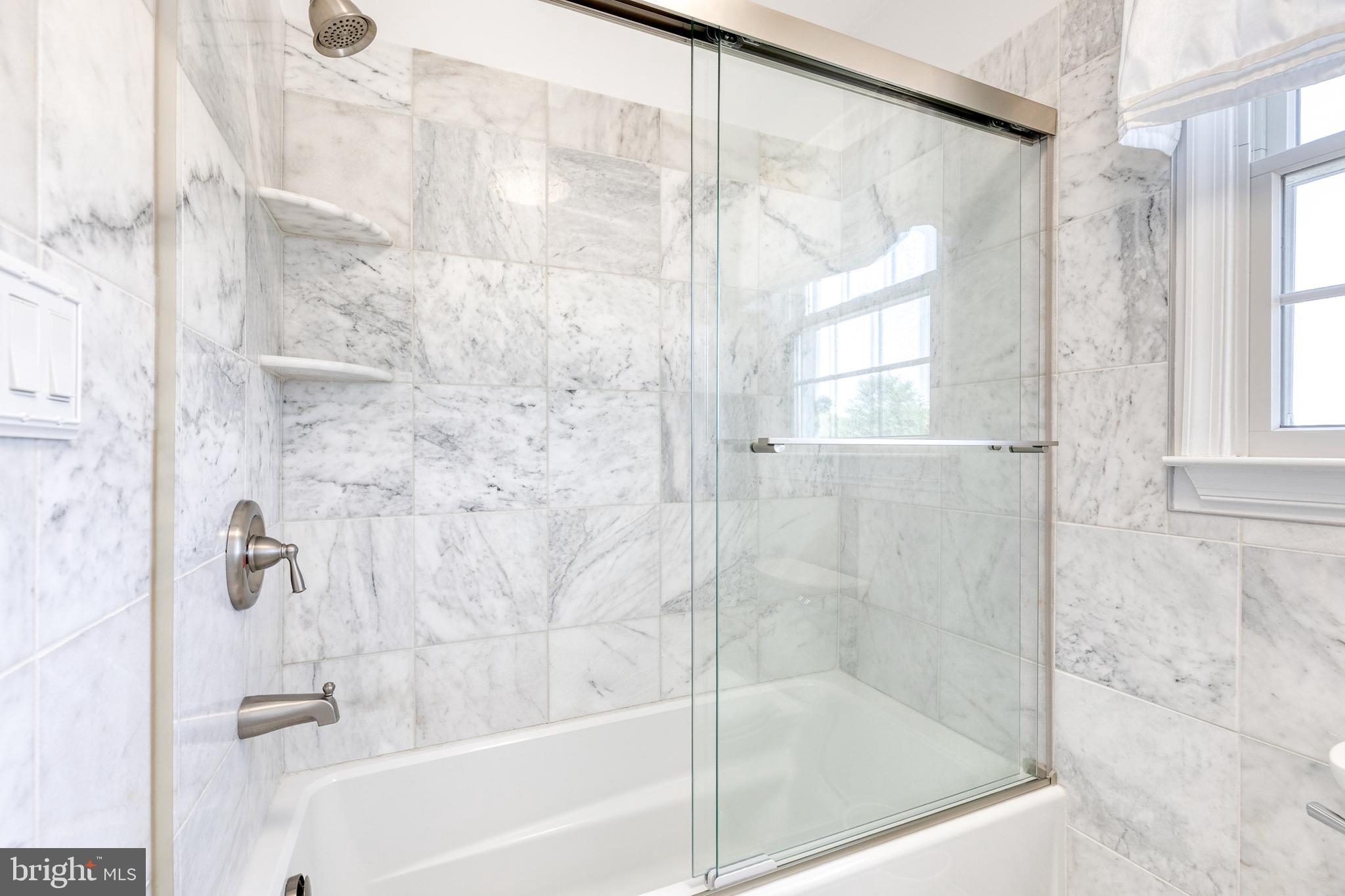 CENTENNIAL OAKS - Residential