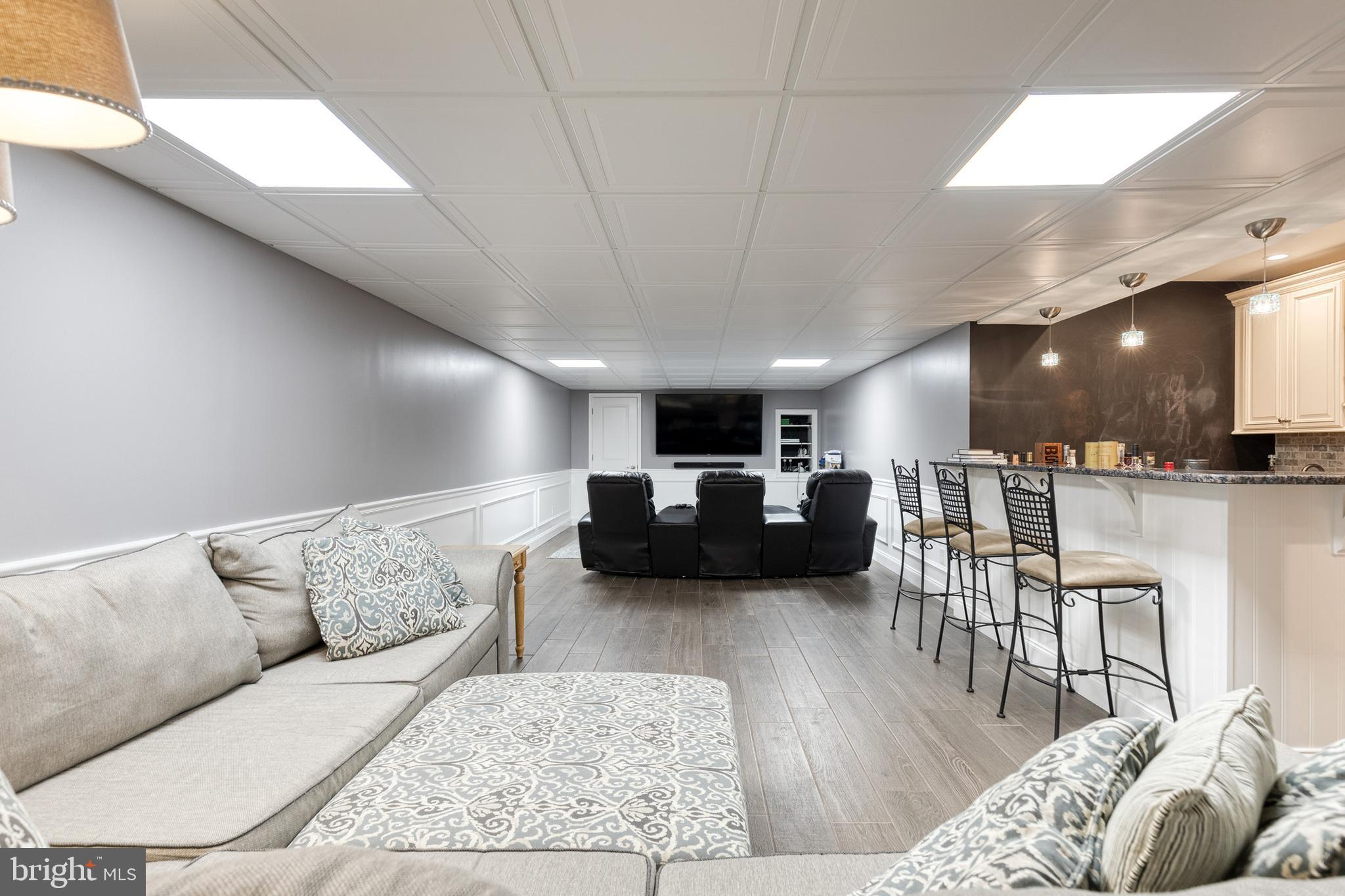 CENTENNIAL OAKS - Residential