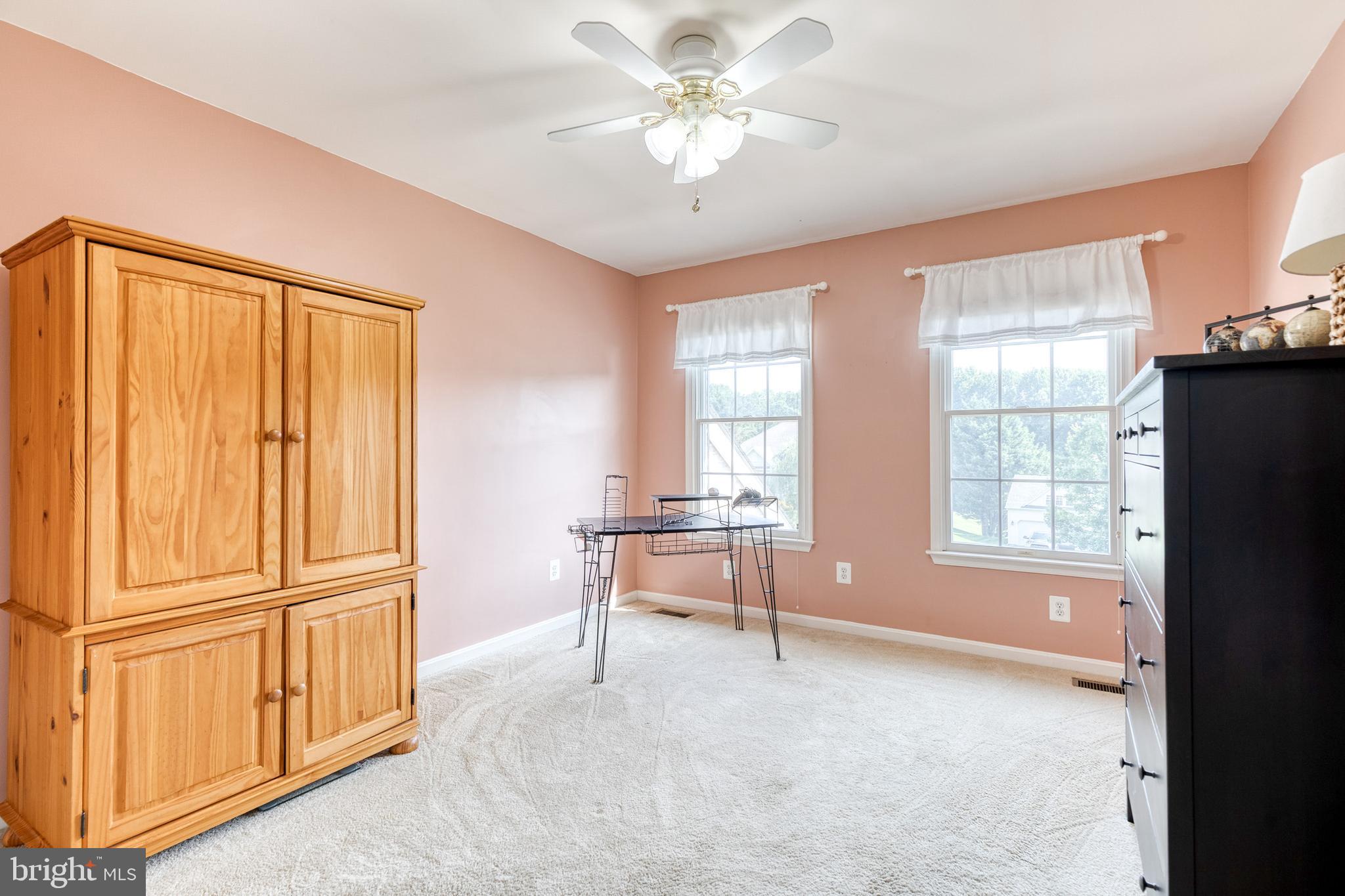 CENTENNIAL OAKS - Residential