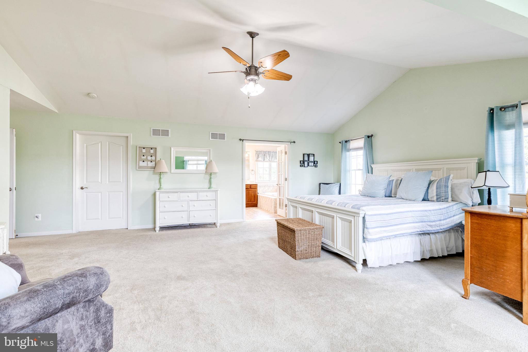 CENTENNIAL OAKS - Residential