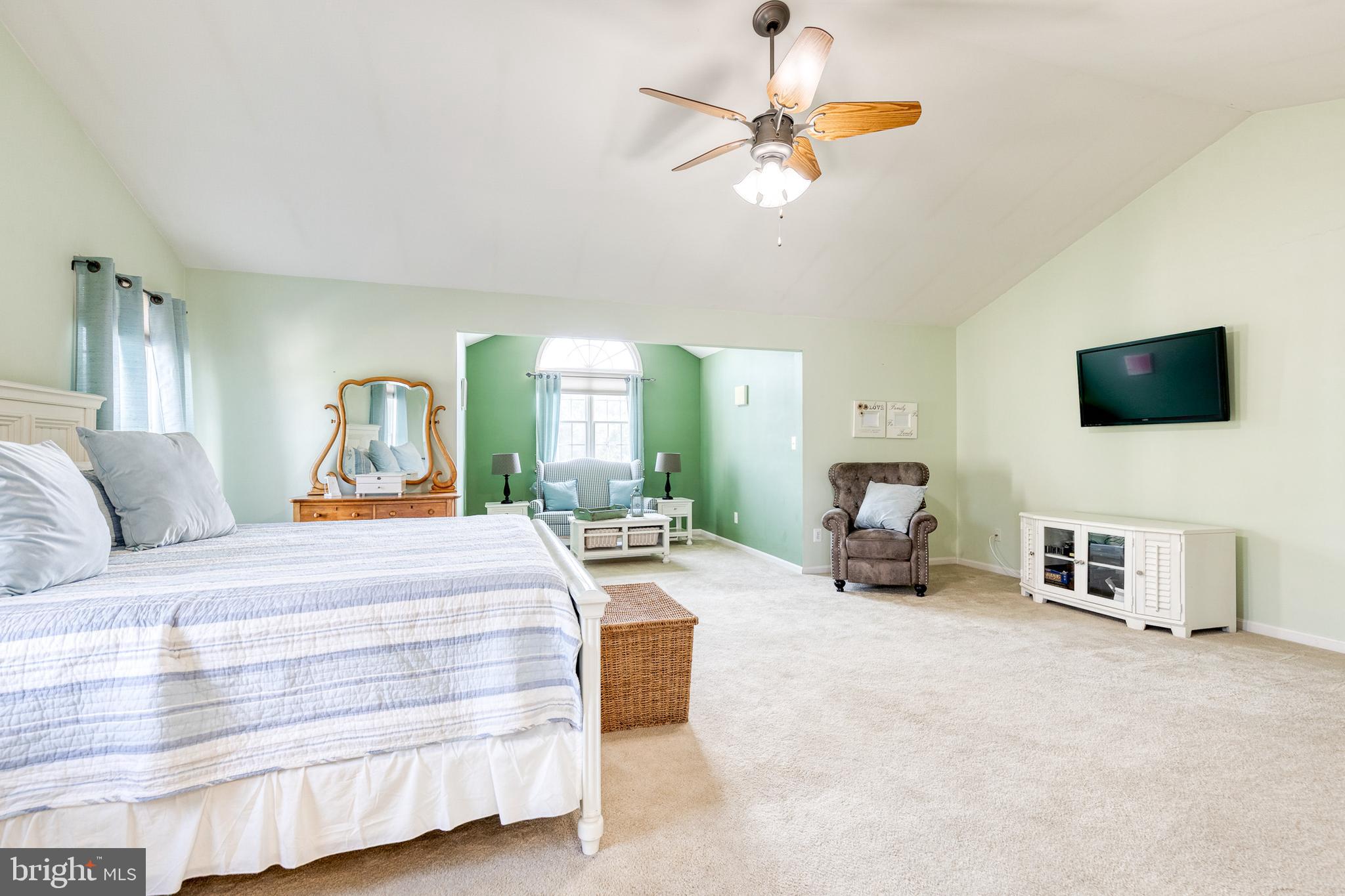 CENTENNIAL OAKS - Residential