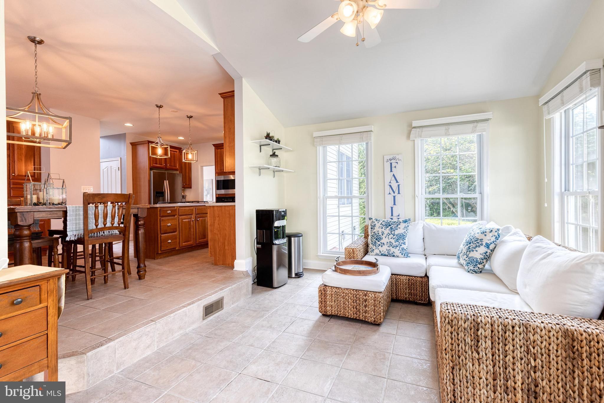 CENTENNIAL OAKS - Residential