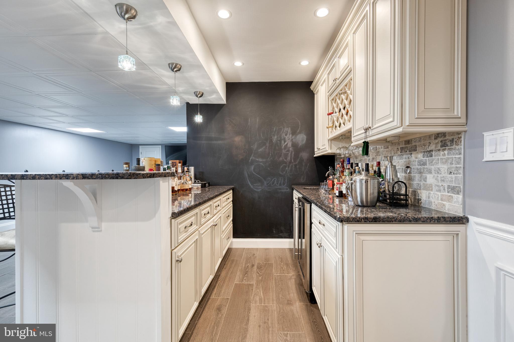 CENTENNIAL OAKS - Residential