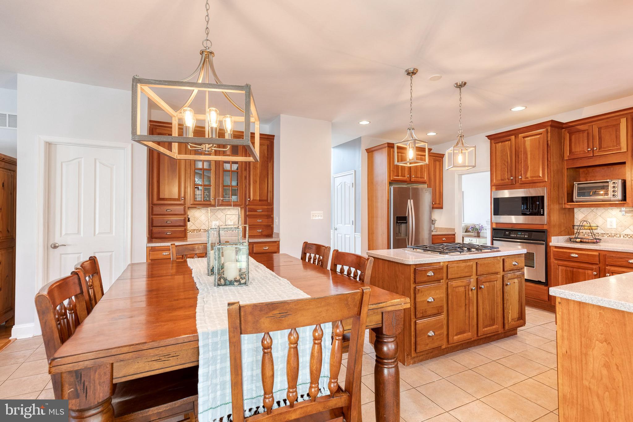 CENTENNIAL OAKS - Residential