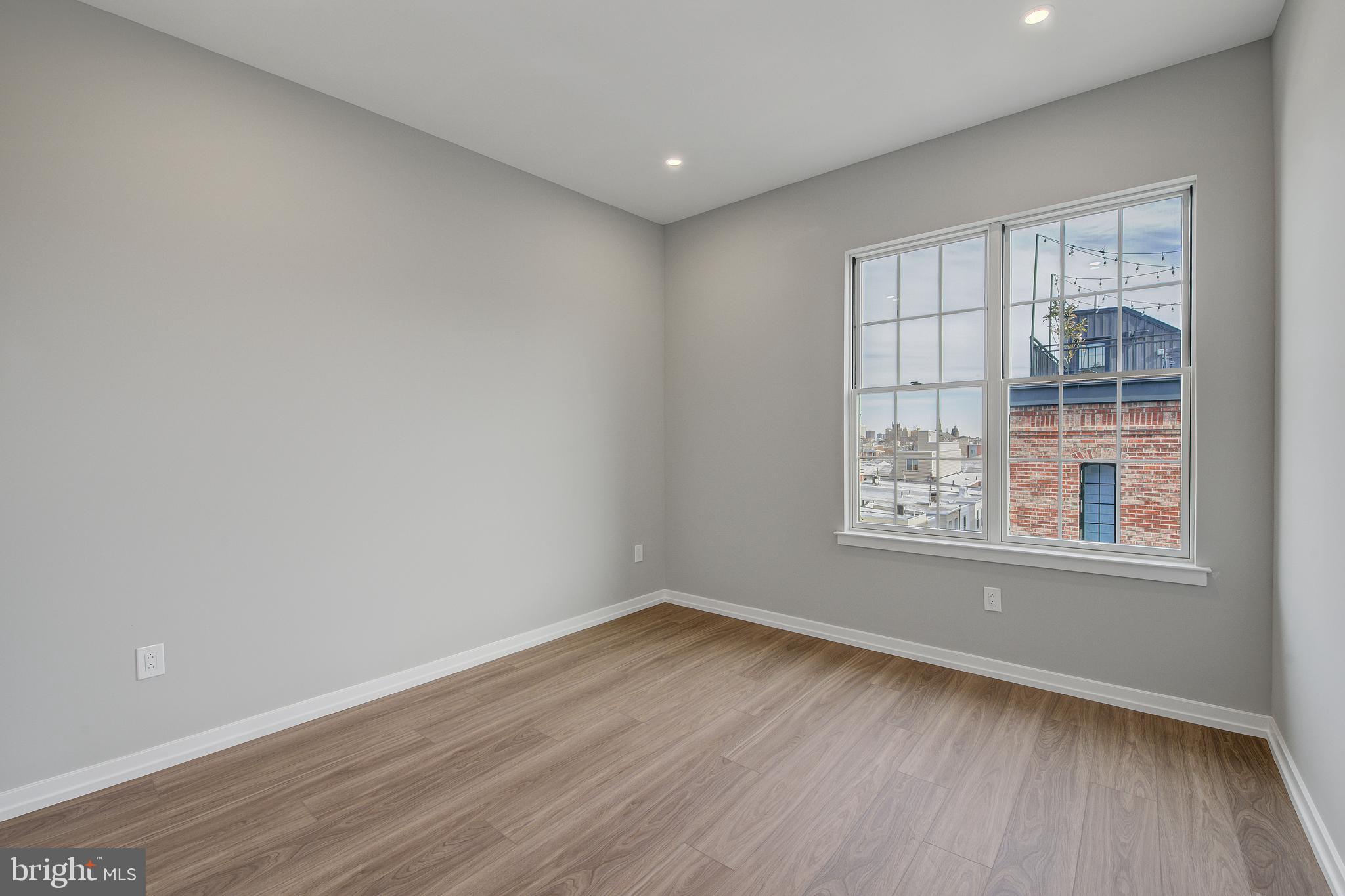 GRADUATE HOSPITAL - Residential Lease