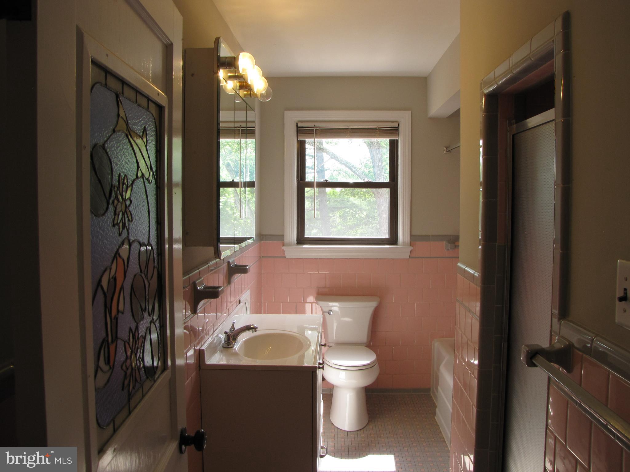 HIGH POINT - Residential Lease