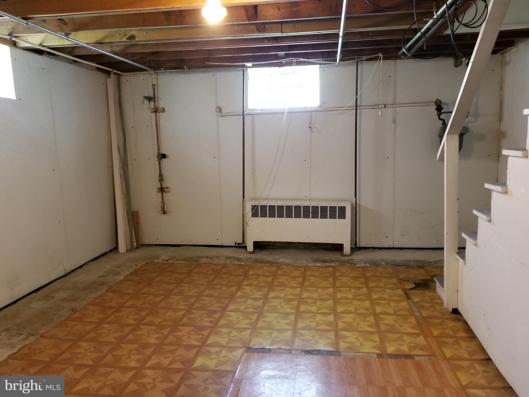 PHILADELPHIA HEIGHTS - Residential