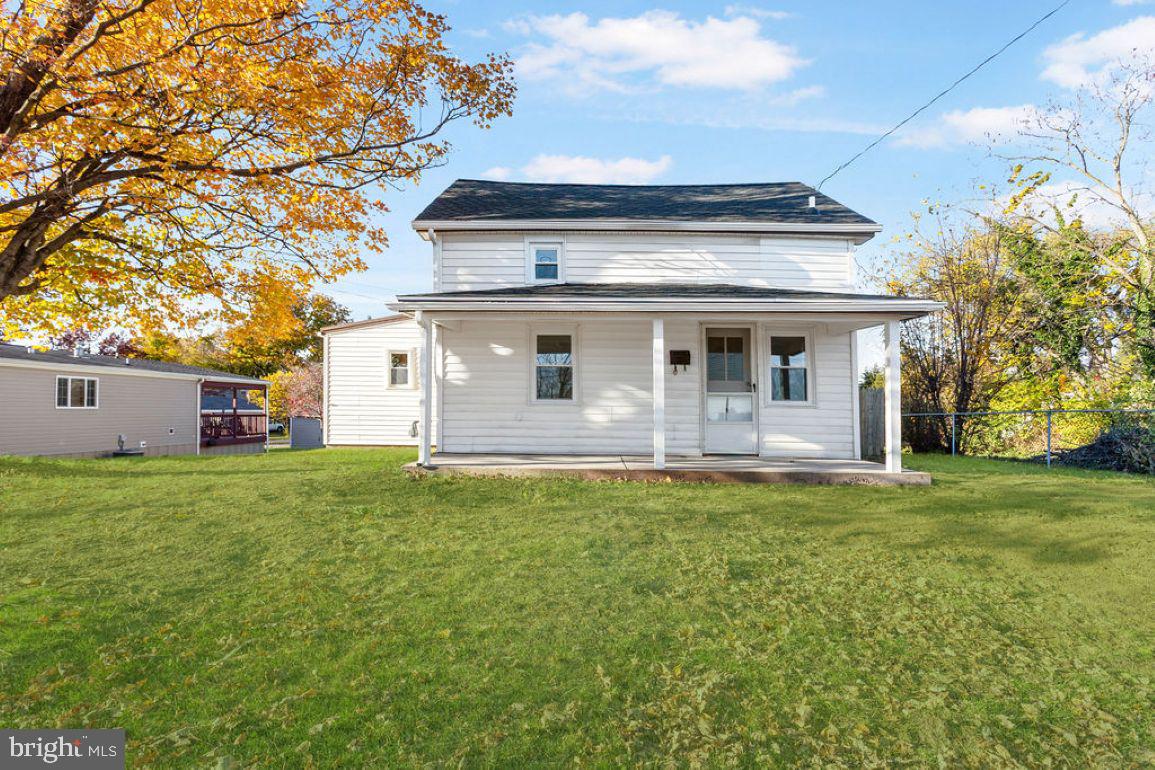 ABBOTTSTOWN - Residential