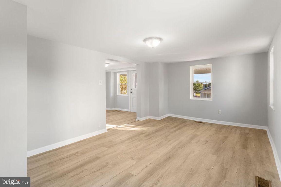 ABBOTTSTOWN - Residential