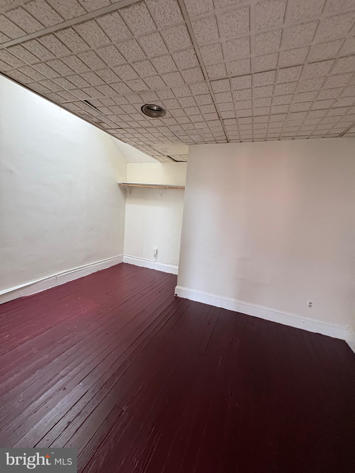 UNION SQUARE - Commercial Sale