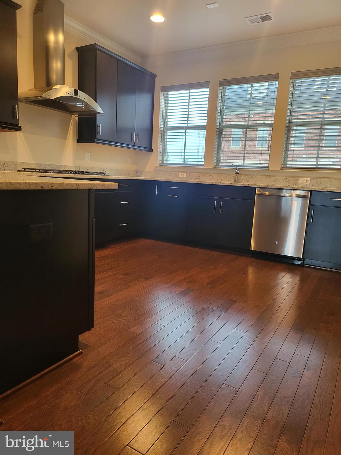 POTOMAC OVERLOOK CONDO - Residential